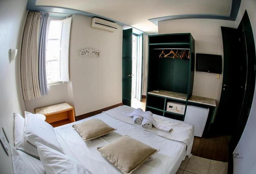 غرفة قياسية مزوَّدة بشُرفة, Pousada Da Mangueira