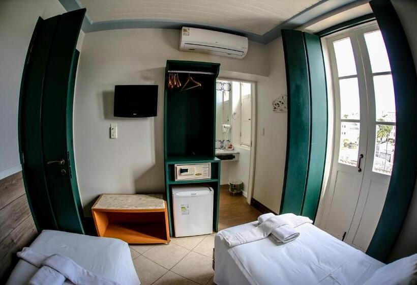 غرفة عائلية, Pousada Da Mangueira