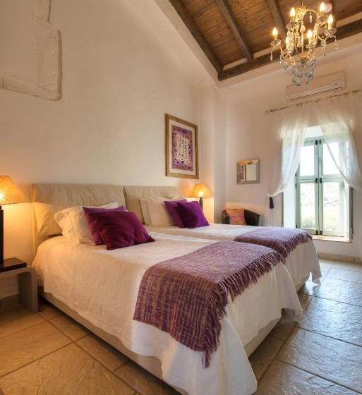 标准间, Quinta Da Colina