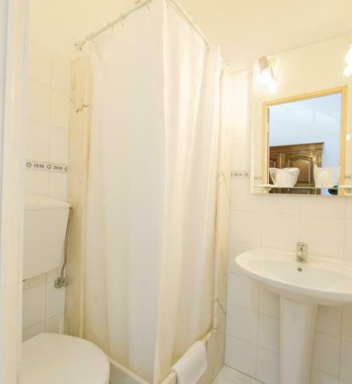 اتاق استاندارد سه نفره, Residencial Geres