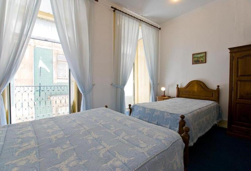 اتاق اکونومی, Residencial Geres