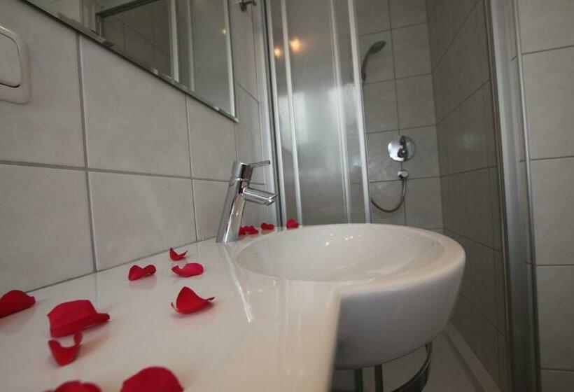 标准间, Pension Prantner