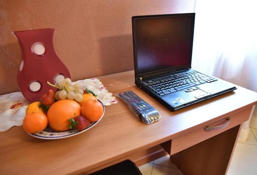 غرفة قياسية, Residence Oasi Di Monza