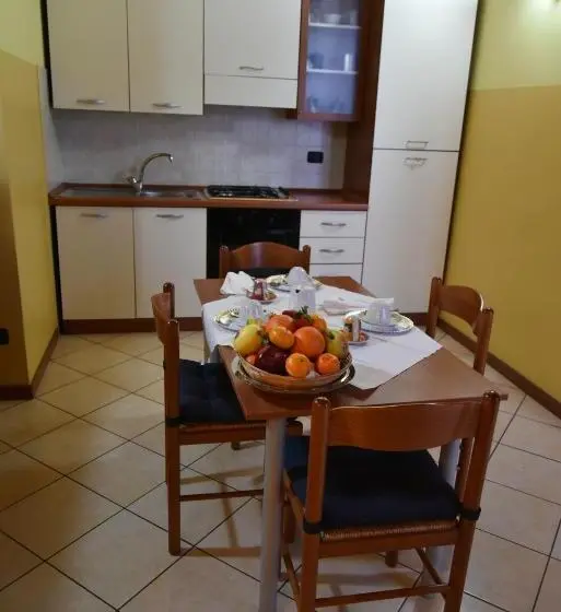 Huoneisto 2 Makuuhuonetta, Residence Oasi Di Monza
