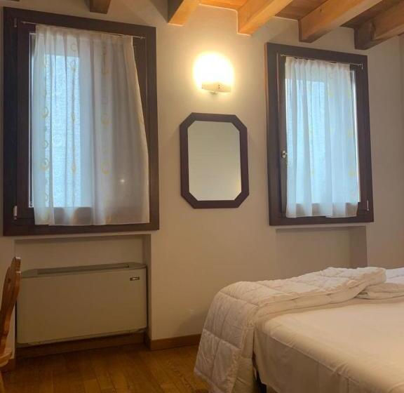 غرفة قياسية, Albergo Torre