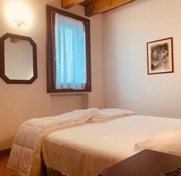 غرفة قياسية, Albergo Torre