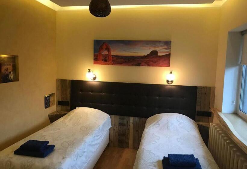 اتاق استاندارد, Veeriku Villa