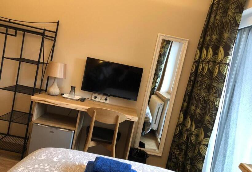 اتاق استاندارد یک نفره, Veeriku Villa