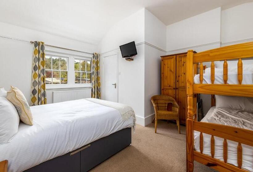 패밀리 룸, Muncaster Castle Coachman's Quarters