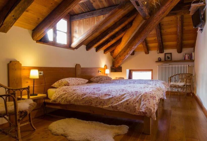 标准间, Tre Alberi Liberi