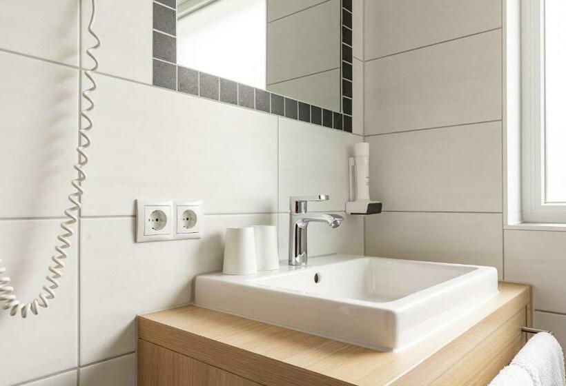Escritório Estándar, Das Aparthotel Olympia Tirol