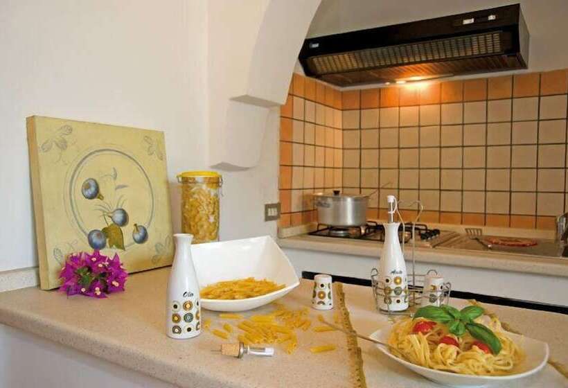 דירת 4 חדרים, Tenuta Badessa