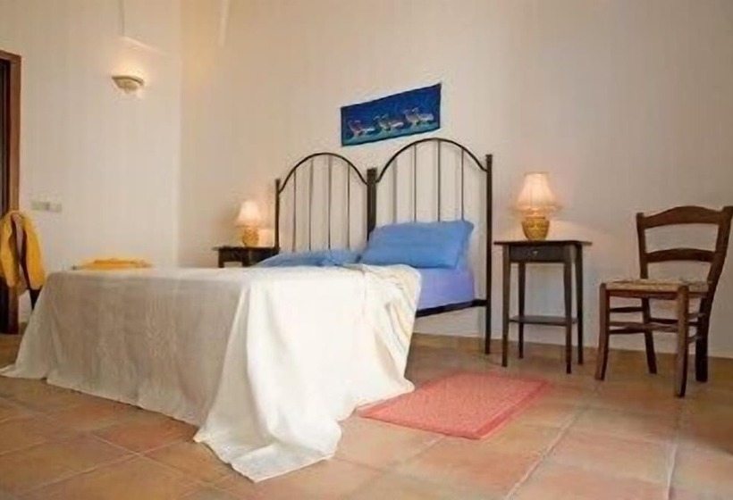 Апартаменты 4 Спальни, Tenuta Badessa