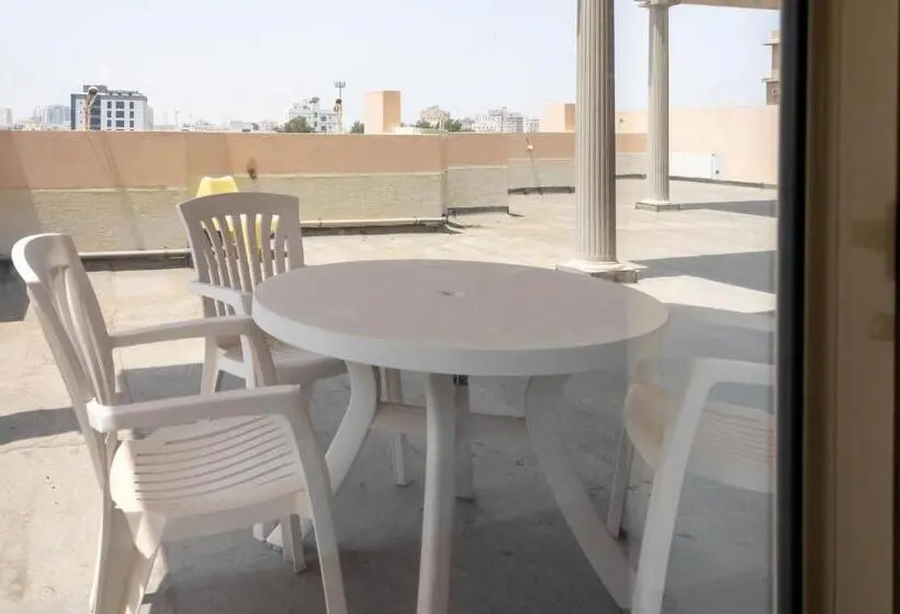 سوییت, Mansouri Mansions