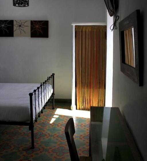 标准间, Hostal Extramuros