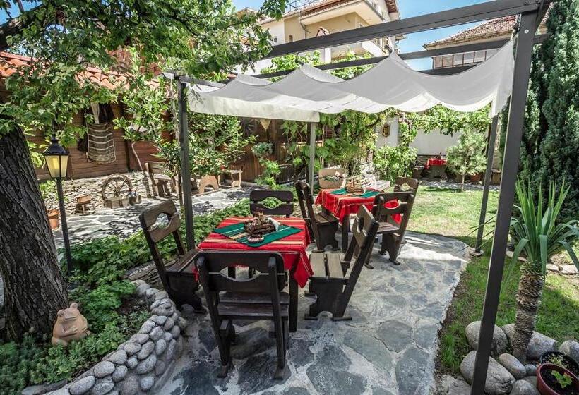 小型套房带阳台, Keremidchieva Kushta Guest House