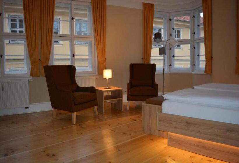 اتاق لوکس, Kunsthaus