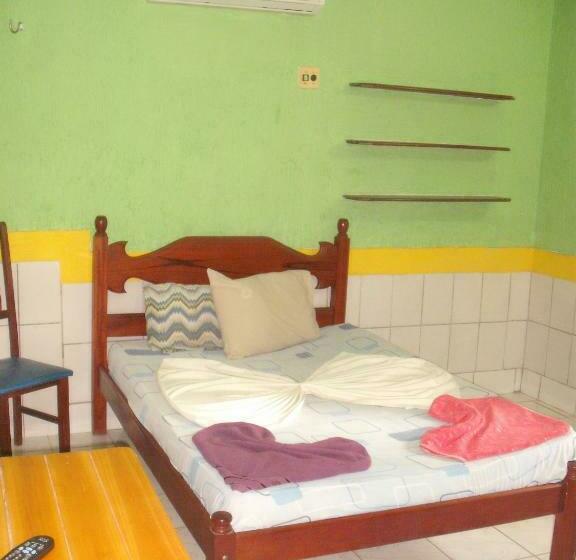 חדר סטנדרט לשלושה, Pousada Chalé Suiço