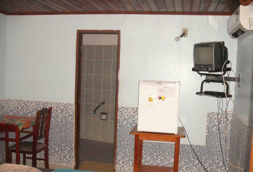 חדר סטנדרט לשלושה, Pousada Chalé Suiço