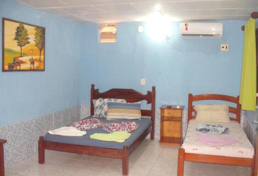 חדר סטנדרט לארבעה, Pousada Chalé Suiço