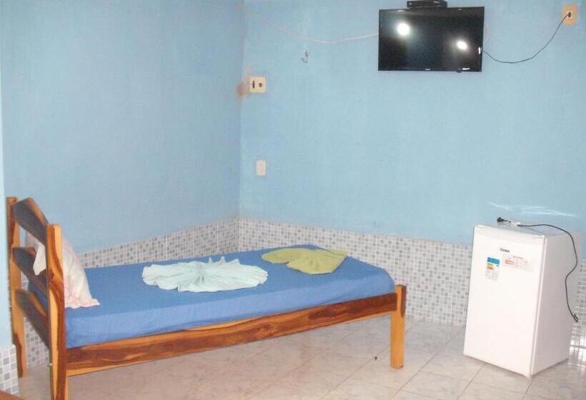 חדר סטנדרט לארבעה, Pousada Chalé Suiço