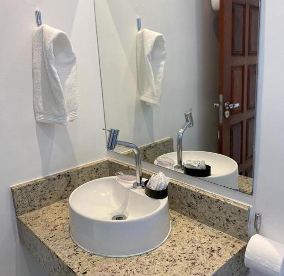 ベーシックトリプルルーム, Pousada Do Timoneiro