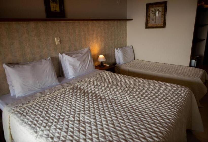 Triple Room Sea View, Pousada Naturalia