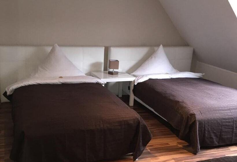 コンフォートトリプルルーム, Pension Am Zollverein