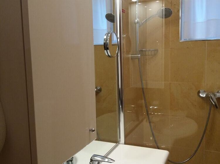 דירת חדר, Residence Panorama