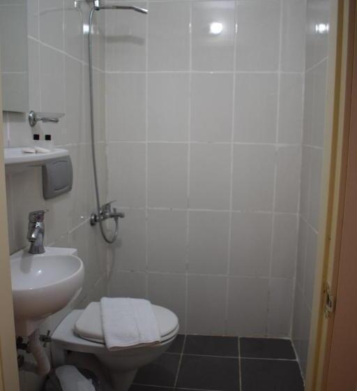 Pokój Standard, Sur Istanbul