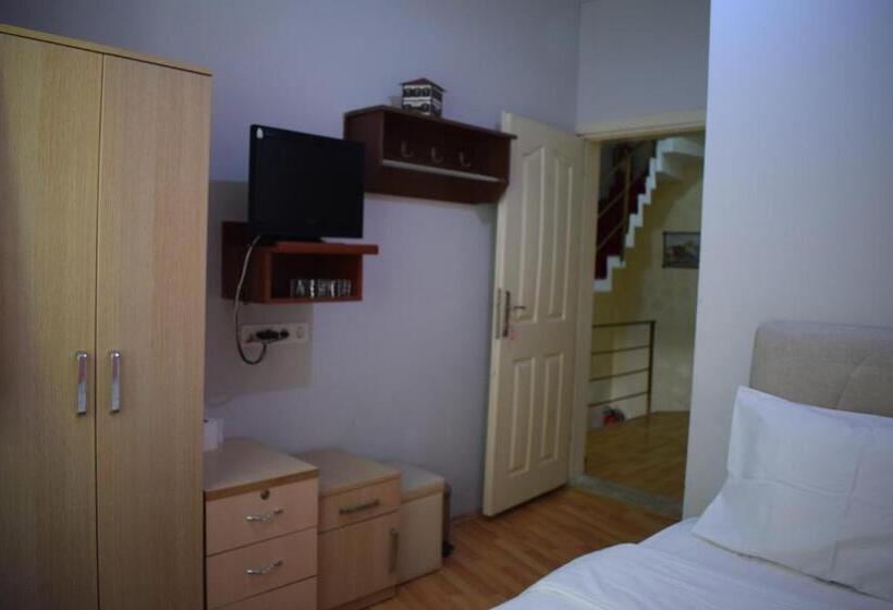 Pokój Standard, Sur Istanbul