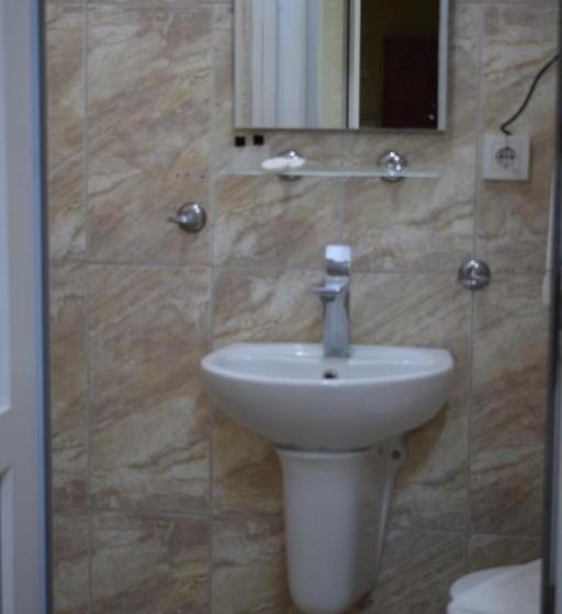 Pokój Standard Trzyosobowy, Sur Istanbul