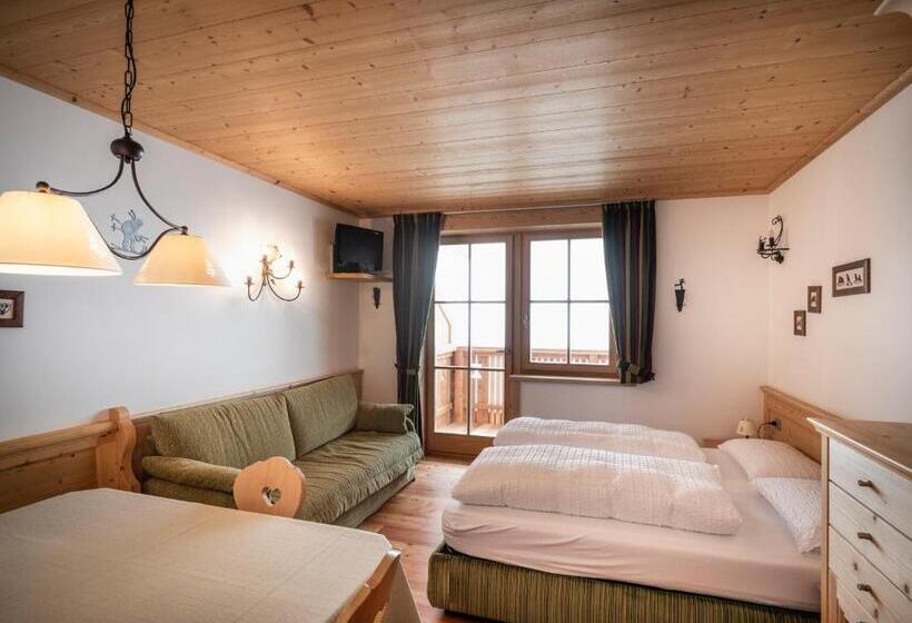 Studio Standard, Apartments Sol E Nef