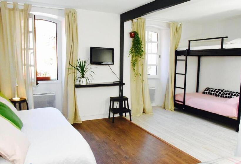 شقة غرفة واحدة, Barcelo Appart