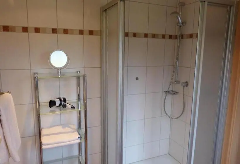 Perhesviitti 2 Makuuhuonetta, Cafe Pension Waldesruh