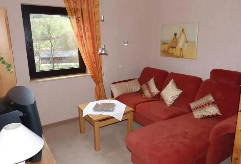 Perhesviitti 2 Makuuhuonetta, Cafe Pension Waldesruh