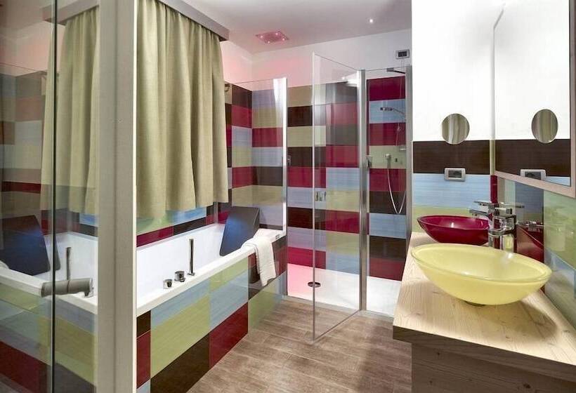 شقة غرفتين, Color Home Suite Apartments