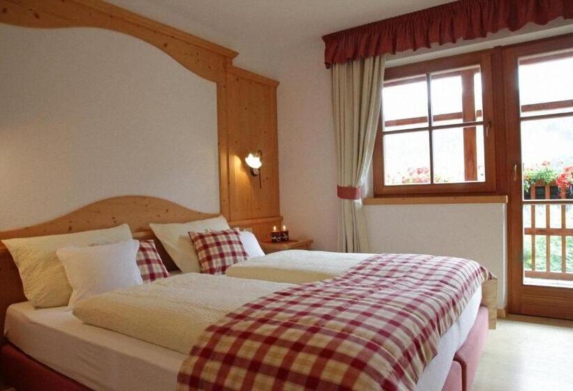 דירת חדר, Dolomites Apartments Ciasa Vally