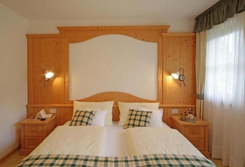 דירת חדר סופריור, Dolomites Apartments Ciasa Vally