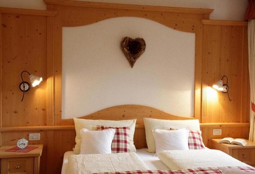 דירת חדר סופריור, Dolomites Apartments Ciasa Vally