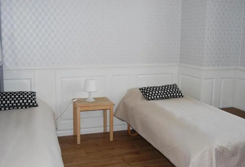 スタンダードトリプルルーム, Halmstad Hotell & Vandrarhem Kaptenshamn
