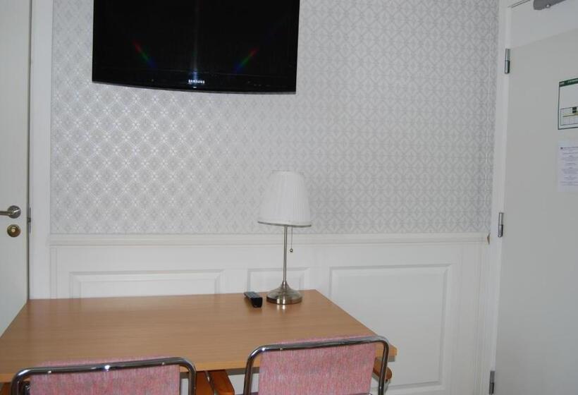 غرفة قياسية ثلاثية, Halmstad Hotell & Vandrarhem Kaptenshamn