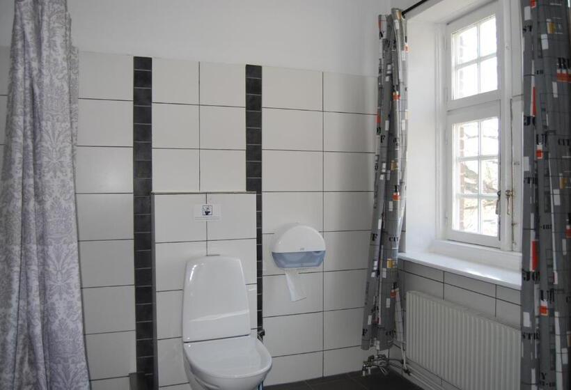 Номер Стандарт Трехместный, Halmstad Hotell & Vandrarhem Kaptenshamn