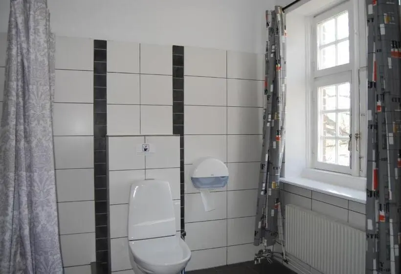 スタンダードトリプルルーム, Halmstad Hotell & Vandrarhem Kaptenshamn