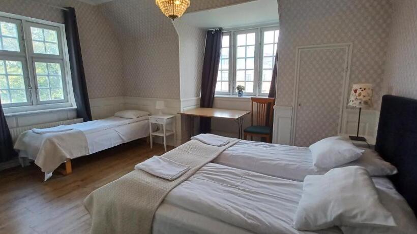 غرفة قياسية ثلاثية, Halmstad Hotell & Vandrarhem Kaptenshamn