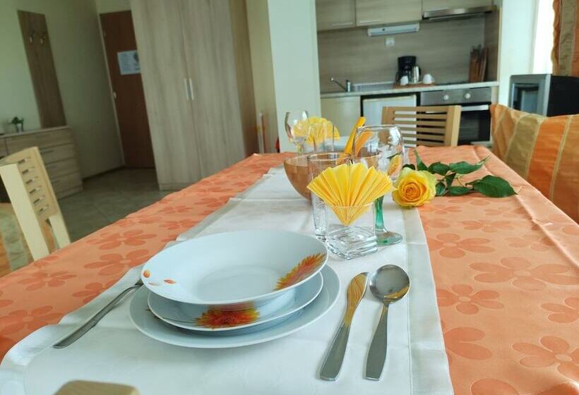 Студия Стандарт Вид на Море, July Morning Seaside Resort