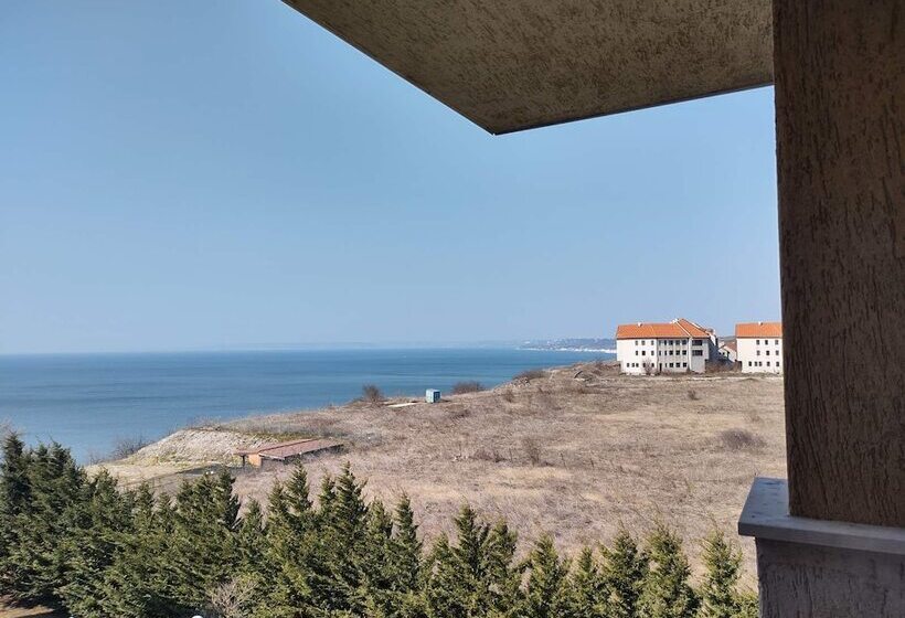 Апартаменты 1 Спальня, July Morning Seaside Resort