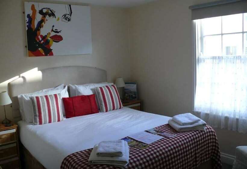 스탠다드 룸, Bow Street Runner