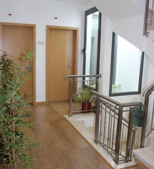 חדר סטנדרט, Dom Fernando Ii