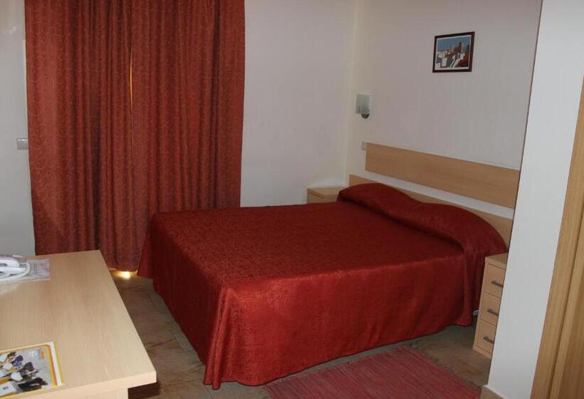 חדר סטנדרט, Dom Fernando Ii